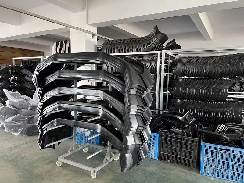 Yimi (Guangzhou) Automotive Parts Co, Ltd γραμμή παραγωγής του κατασκευαστή