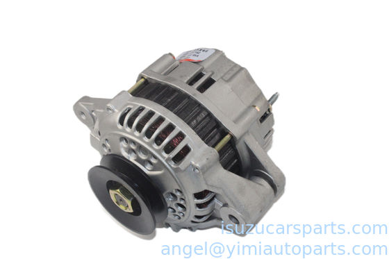 Τεχνουργήματα αυτοκινήτων ISUZU TFR16 4ZD1 4ZE1 Generator ASM 8944728170