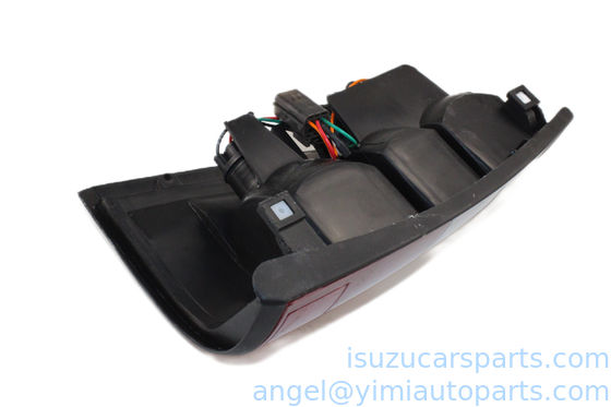 Οπίσθια λάμπα ISUZU TFR98 R 8971144510