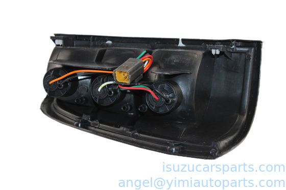 Οπίσθια λάμπα ISUZU TFR98 R 8971144510